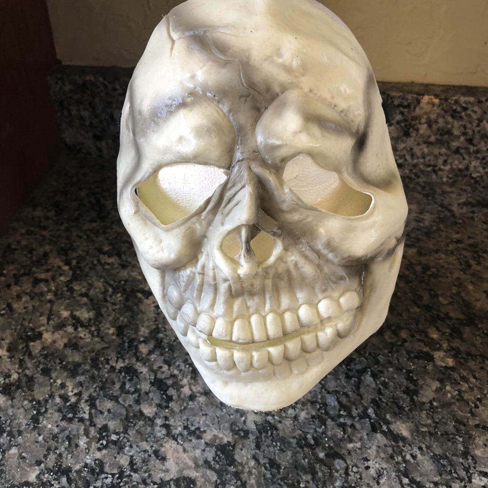 White Skull Skeleton Rubber Halloween Mask Head Strap Scary